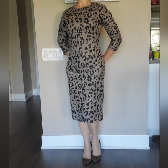 ๐ HOST PICK ๐ MaxMara Leopard Wool Dress ๐ - Picture 6 of 13